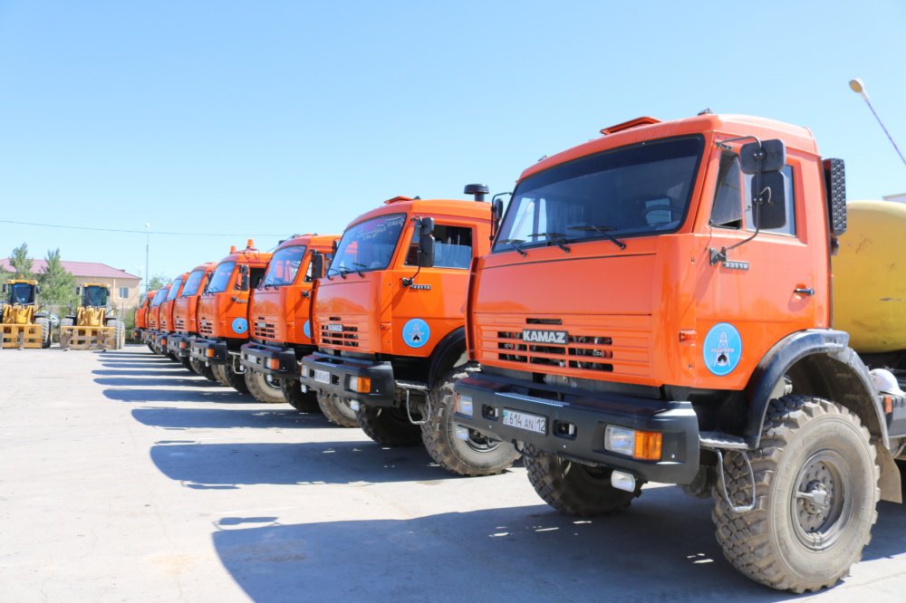 Жаңа автокөліктердің кілттері табысталды